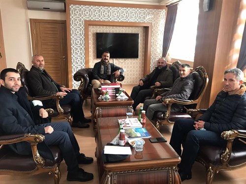 Kaymakamımız Yasin GÜRKAN 'ı Prof. Dr. Oktay YILDIZ (KTÜ), Çağrı YİKTAŞ(DOKA ) ve Ali AYDIN (Kelkit Ticaret Odası Başkan Yardımcısı) ziyaret etti.